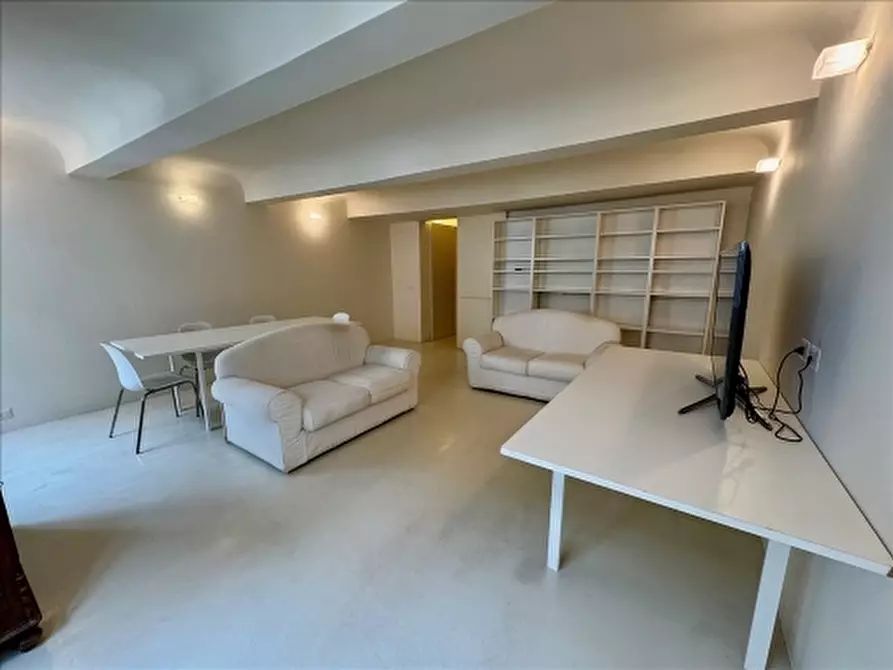 Immagine 3 di Appartamento in affitto  a Firenze