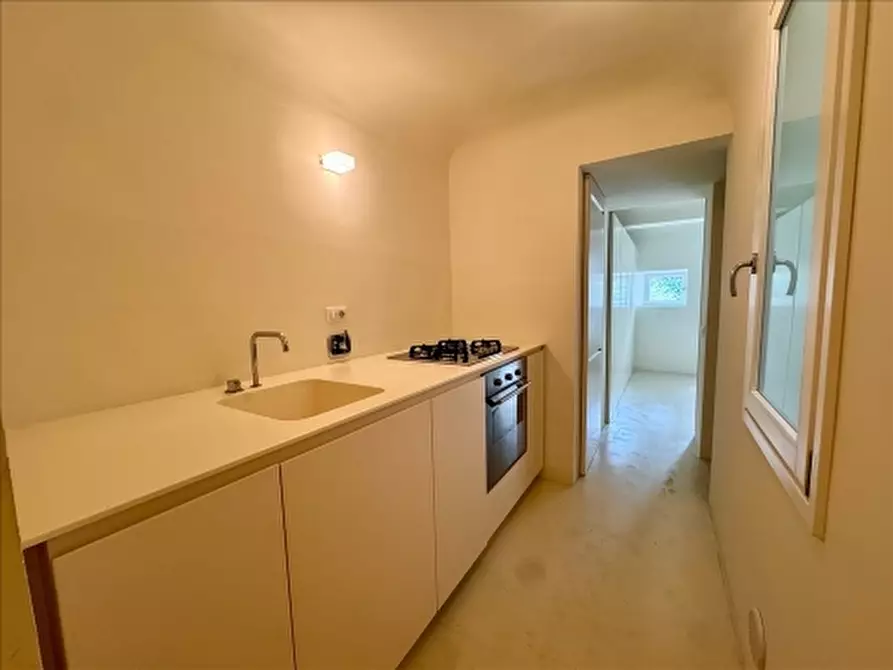 Immagine 5 di Appartamento in affitto  a Firenze