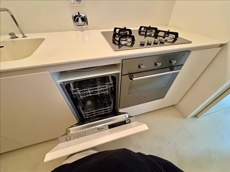 Immagine 6 di Appartamento in affitto  a Firenze