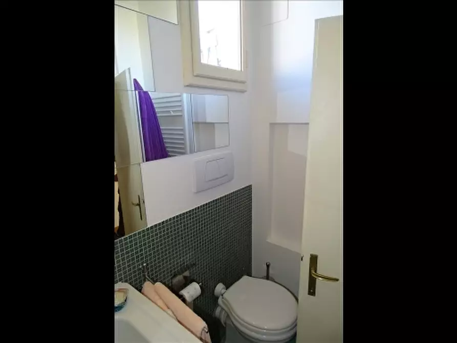 Immagine 13 di Appartamento in affitto  a Firenze