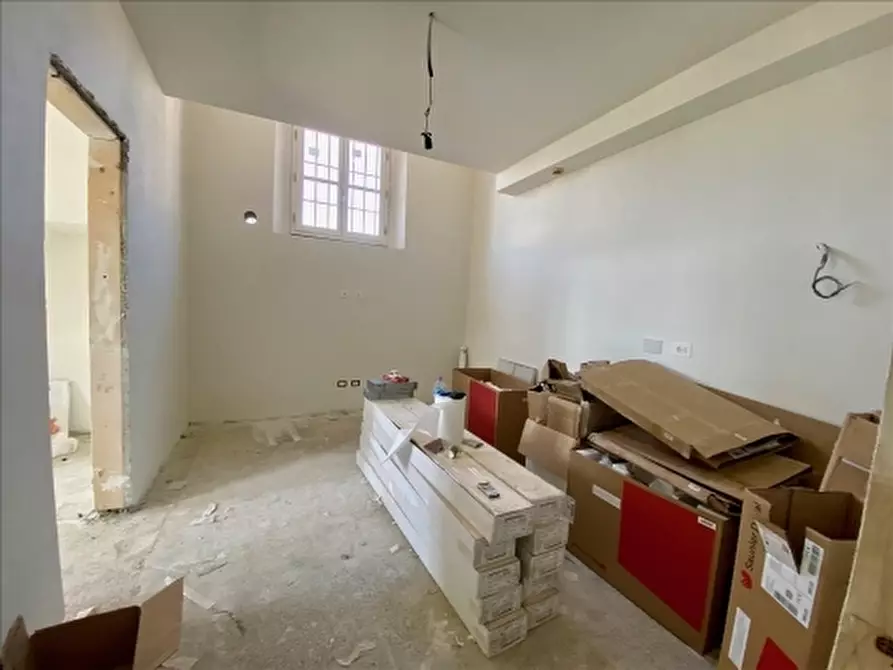 Immagine 11 di Appartamento in vendita  a Firenze