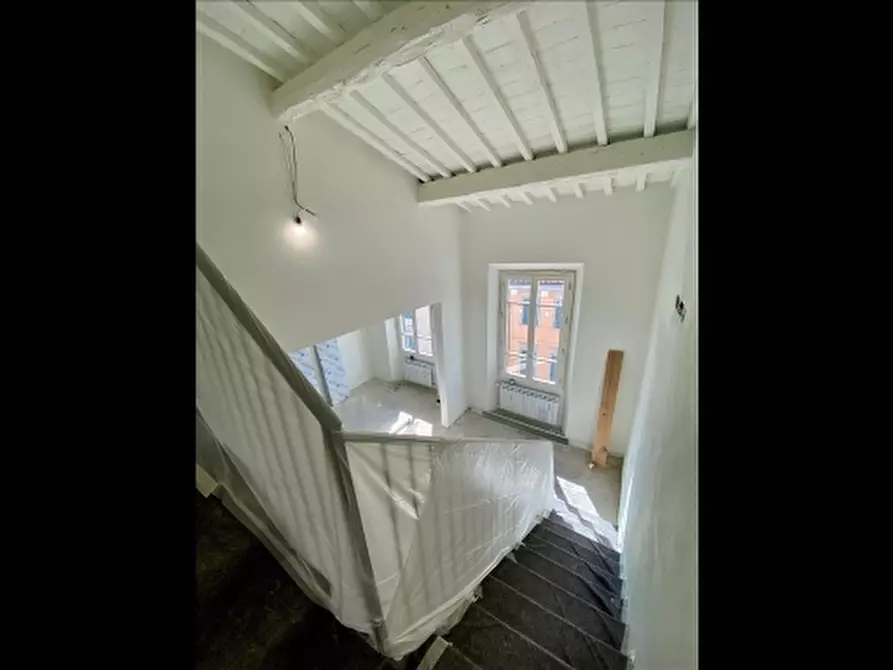 Immagine 14 di Appartamento in vendita  a Firenze