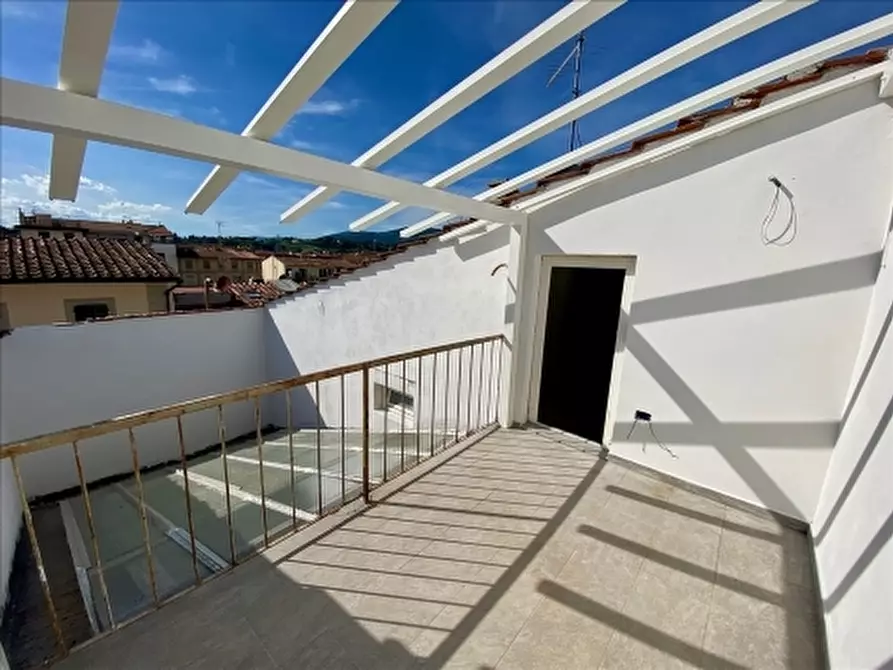 Immagine 19 di Appartamento in vendita  a Firenze