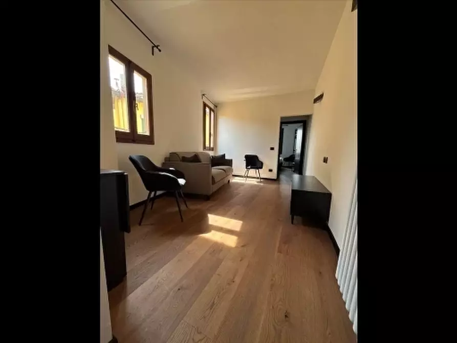 Immagine 20 di Appartamento in vendita  a Firenze