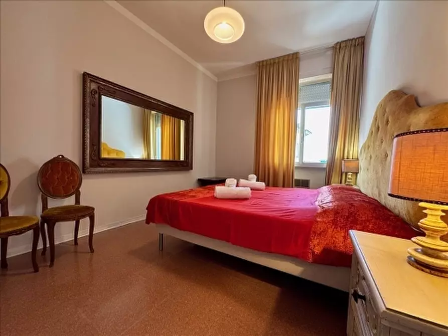 Immagine 13 di Appartamento in affitto  a Firenze