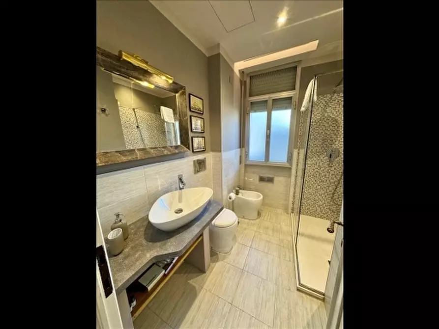 Immagine 16 di Appartamento in affitto  a Firenze