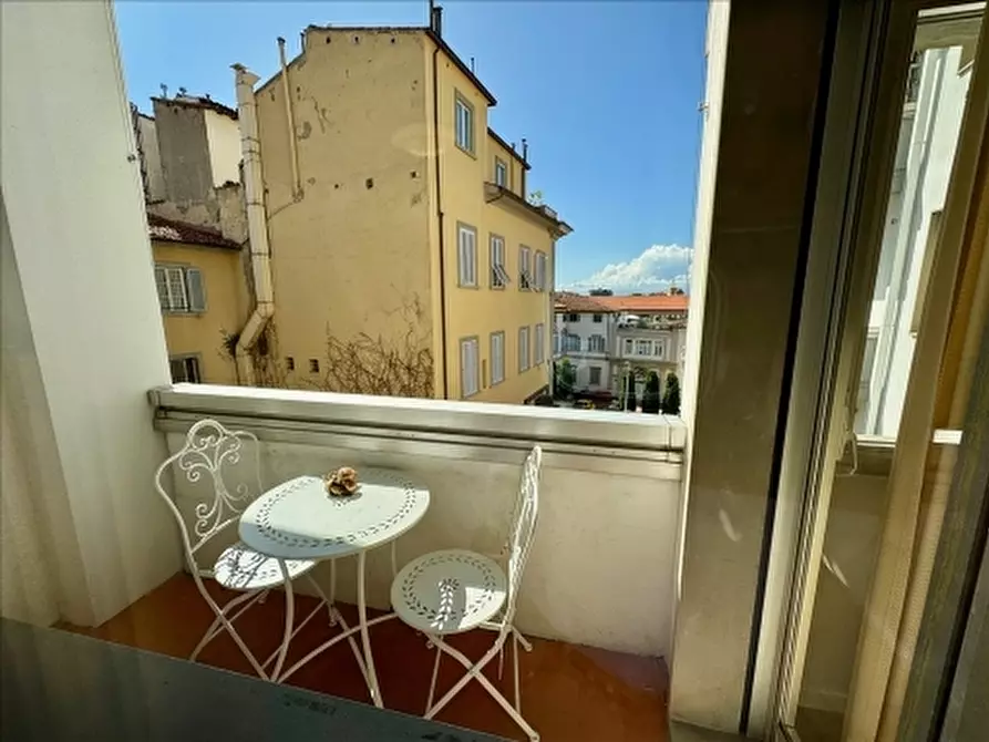 Immagine 21 di Appartamento in affitto  a Firenze