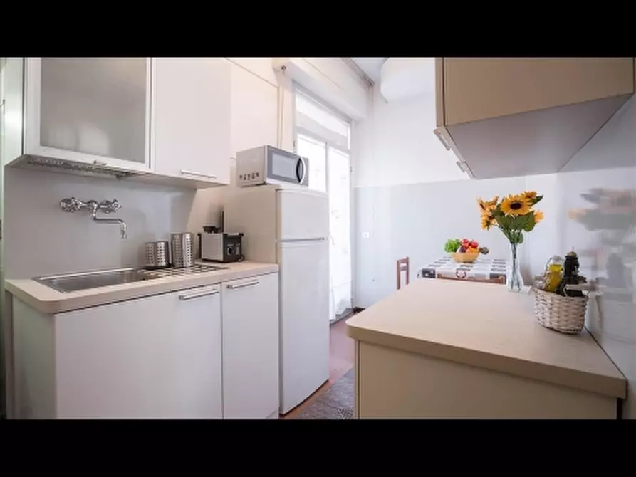 Immagine 15 di Appartamento in vendita  a Firenze