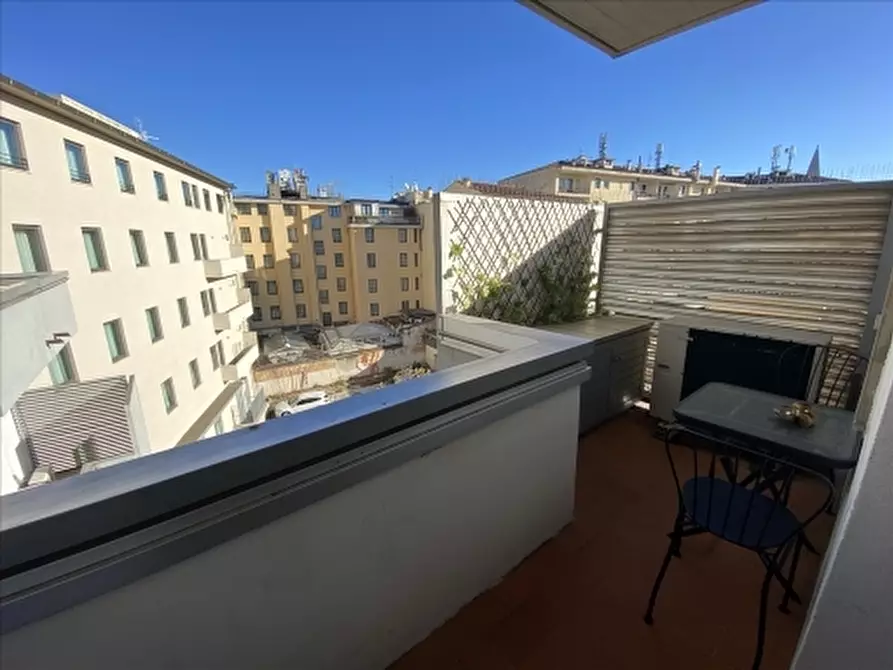 Immagine 19 di Appartamento in vendita  a Firenze