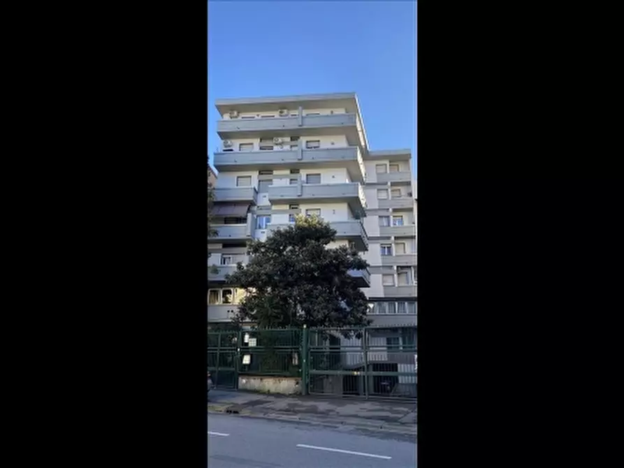 Immagine 21 di Appartamento in vendita  a Firenze