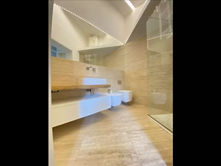 Immagine 10 di Appartamento in affitto  a Firenze