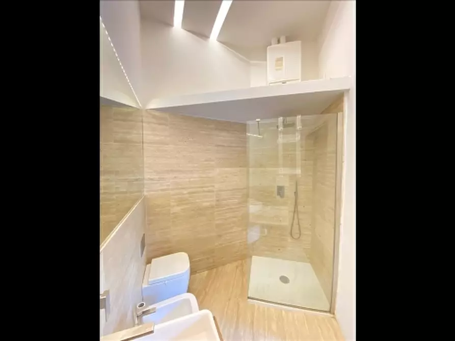 Immagine 13 di Appartamento in affitto  a Firenze