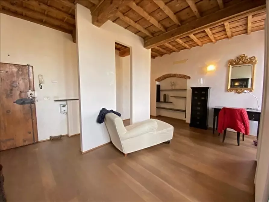 Immagine 5 di Appartamento in affitto  a Firenze