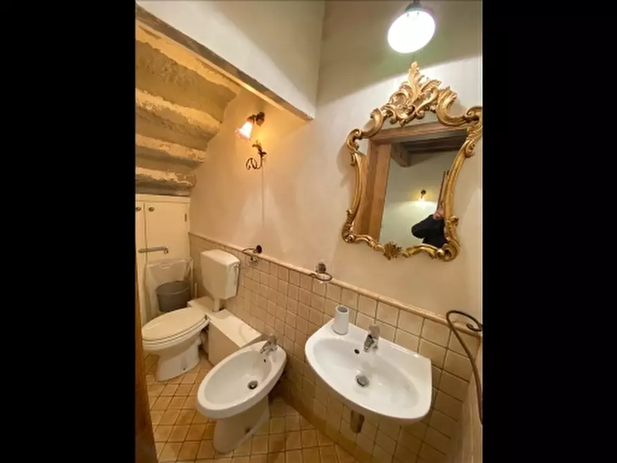 Immagine 15 di Appartamento in affitto  a Firenze