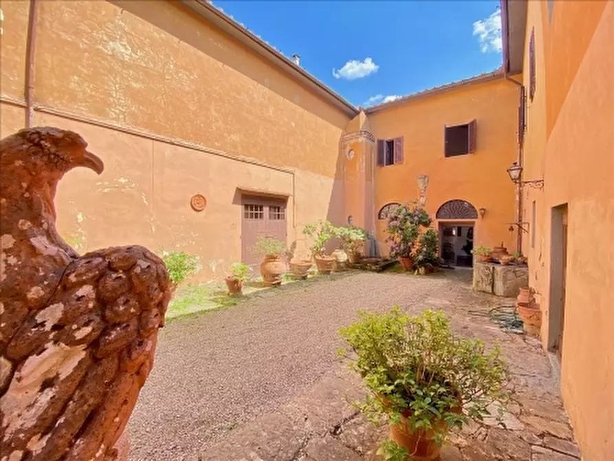 Immagine 26 di Villa in vendita  a Firenze
