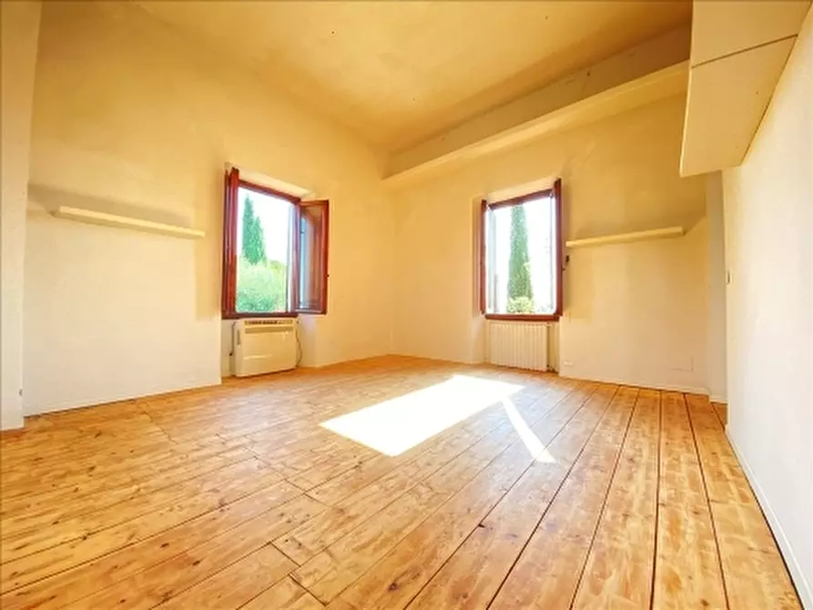 Immagine 29 di Villa in vendita  a Firenze