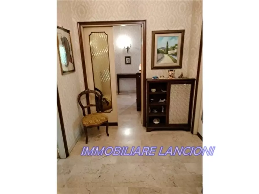 Immagine 4 di Appartamento in vendita  a Scandicci