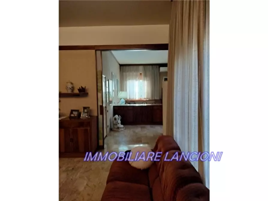 Immagine 9 di Appartamento in vendita  a Scandicci