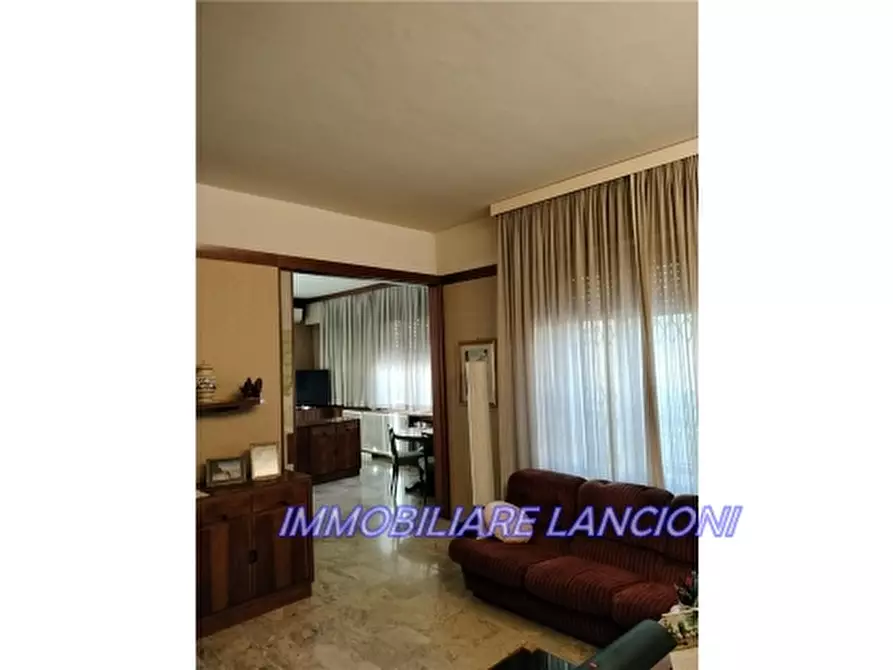 Immagine 10 di Appartamento in vendita  a Scandicci