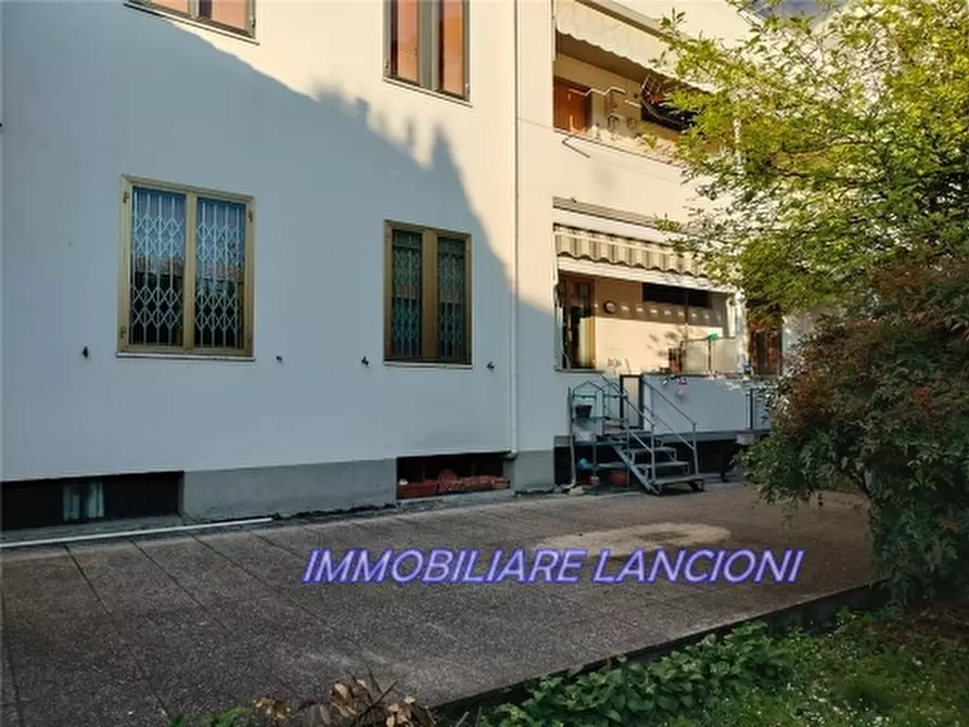 Immagine 19 di Appartamento in vendita  a Scandicci