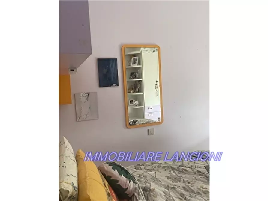 Immagine 18 di Appartamento in vendita  a Lastra A Signa