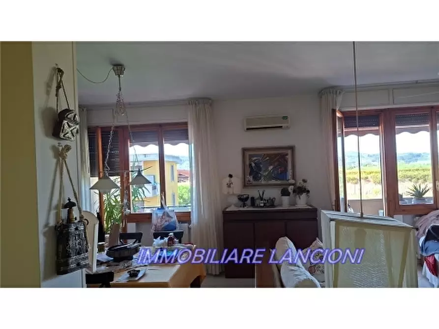 Immagine 3 di Appartamento in vendita  a Scandicci