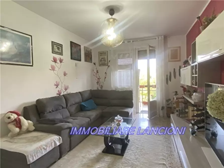 Immagine 10 di Appartamento in vendita  a Firenze