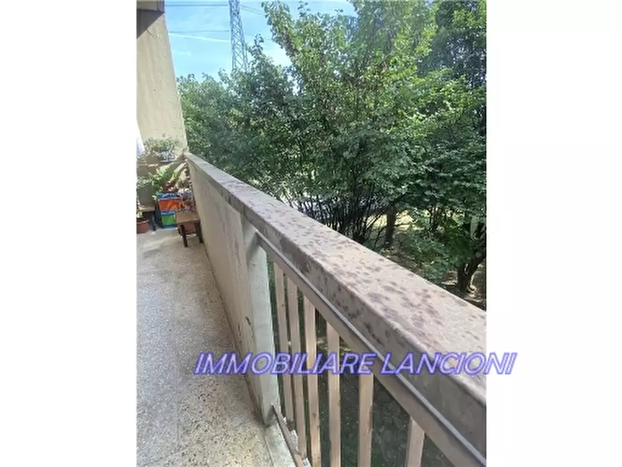 Immagine 16 di Appartamento in vendita  a Firenze