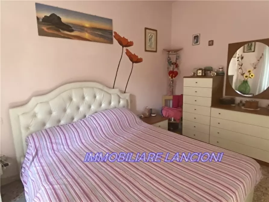 Immagine 19 di Appartamento in vendita  a Firenze