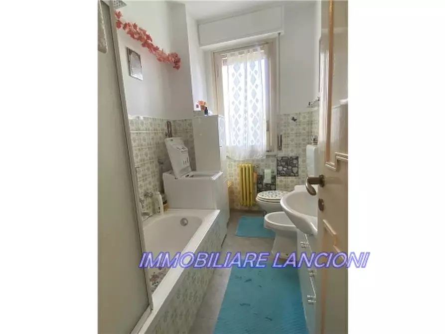 Immagine 21 di Appartamento in vendita  a Firenze