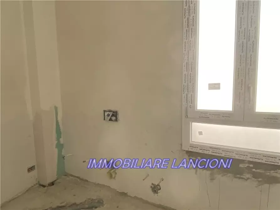 Immagine 5 di Appartamento in vendita  a Scandicci