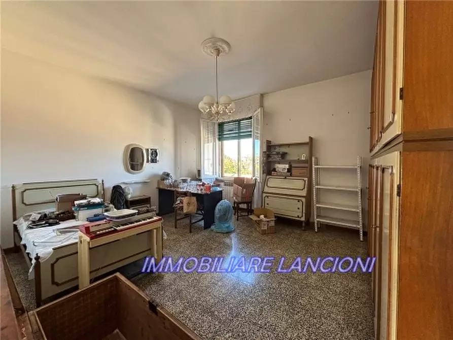 Immagine 15 di Appartamento in vendita  a Firenze