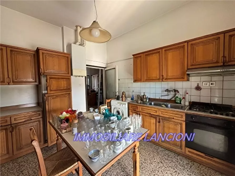 Immagine 6 di Appartamento in vendita  a Firenze