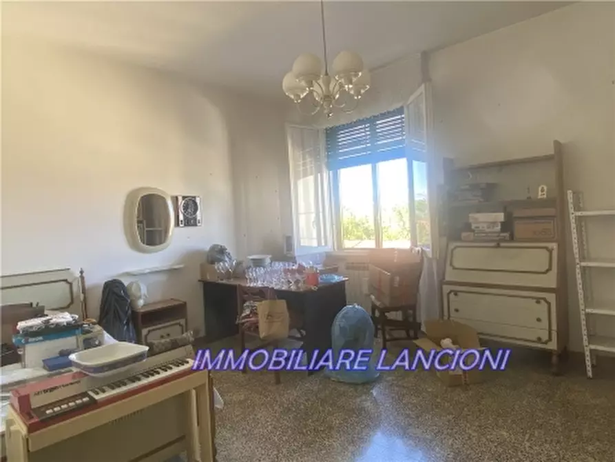 Immagine 9 di Appartamento in vendita  a Firenze