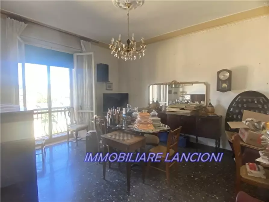 Immagine 10 di Appartamento in vendita  a Firenze