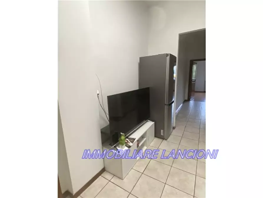 Immagine 11 di Appartamento in vendita  a Scandicci