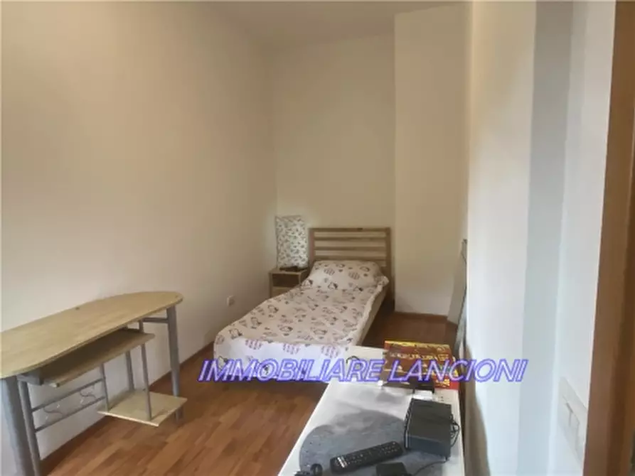 Immagine 17 di Appartamento in vendita  a Scandicci