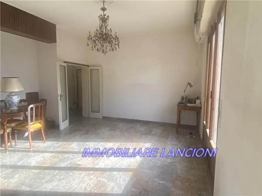 Immagine 4 di Appartamento in vendita  a Scandicci