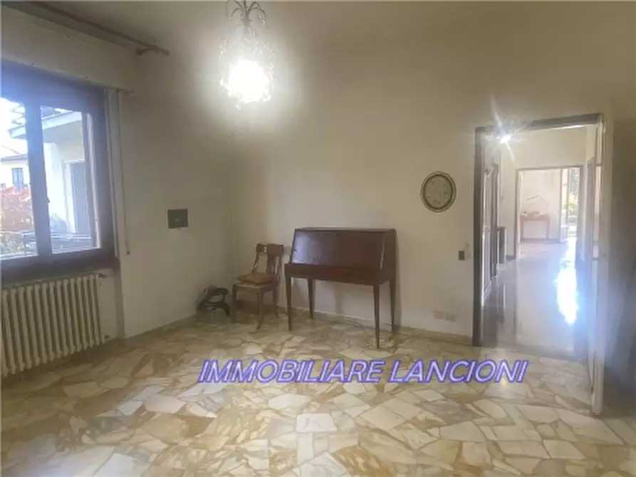 Immagine 10 di Appartamento in vendita  a Scandicci