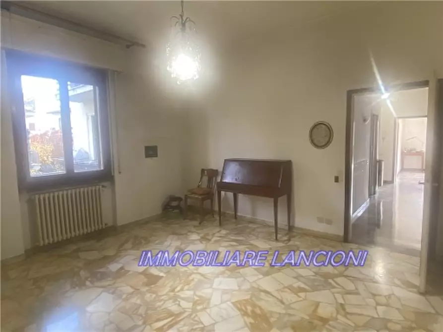 Immagine 12 di Appartamento in vendita  a Scandicci