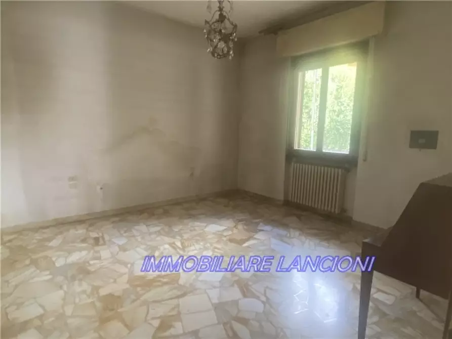 Immagine 14 di Appartamento in vendita  a Scandicci