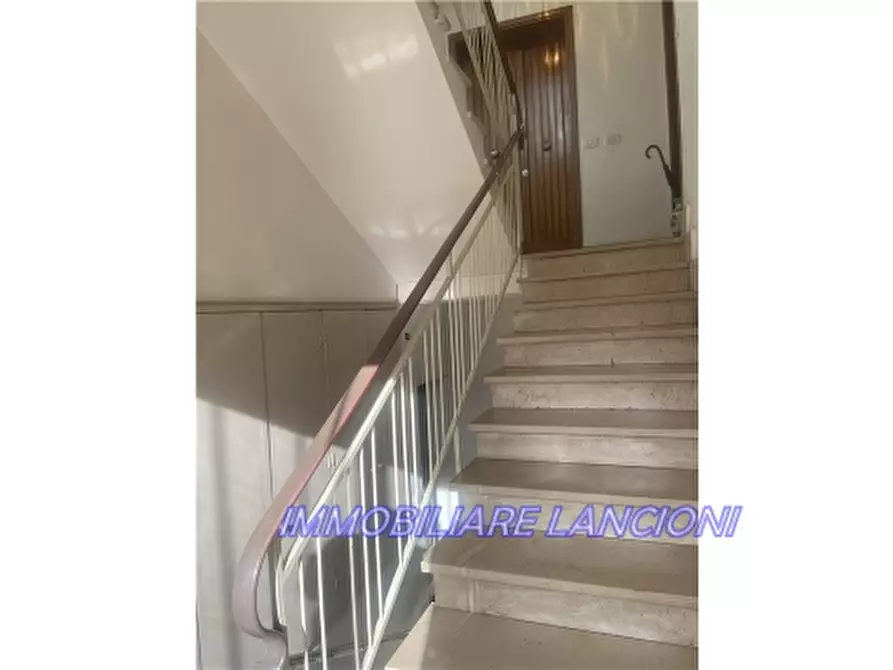 Immagine 34 di Appartamento in vendita  a Scandicci