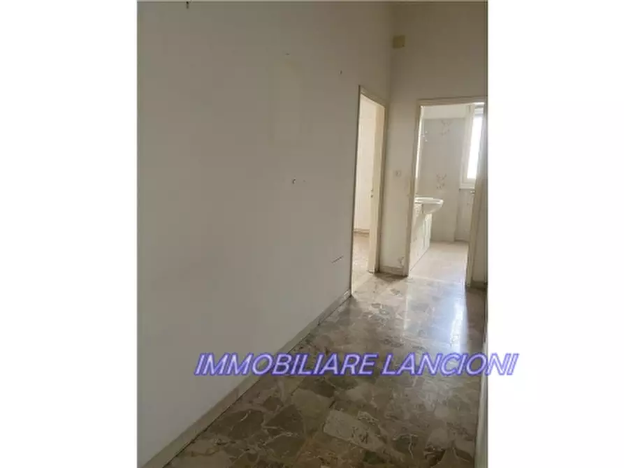 Immagine 8 di Appartamento in vendita  a Scandicci