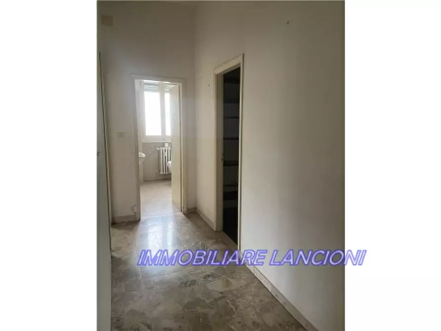 Immagine 9 di Appartamento in vendita  a Scandicci