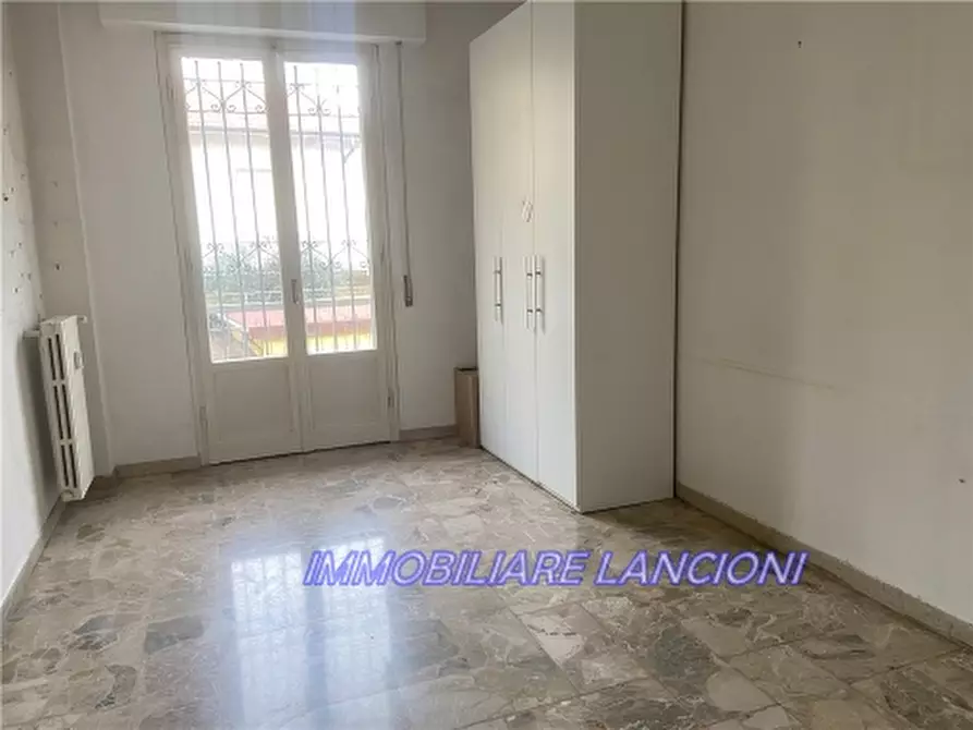 Immagine 11 di Appartamento in vendita  a Scandicci