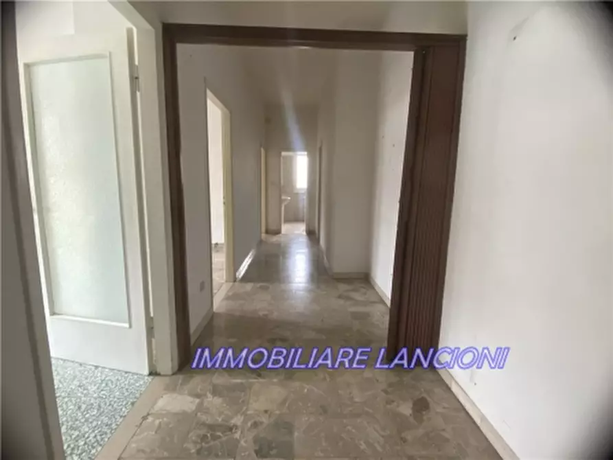 Immagine 15 di Appartamento in vendita  a Scandicci