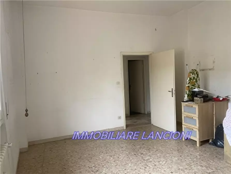 Immagine 22 di Appartamento in vendita  a Scandicci