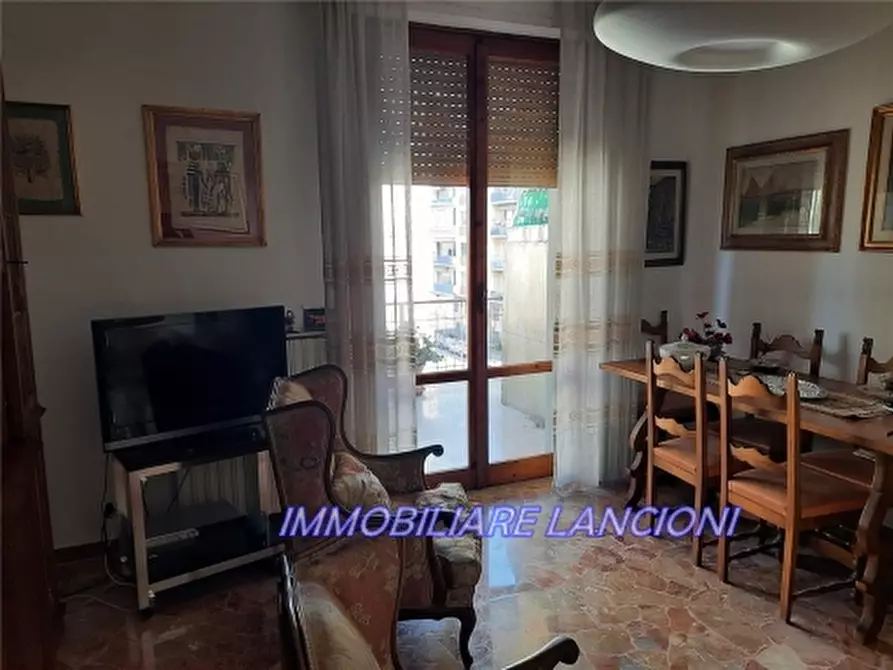 Immagine 14 di Appartamento in vendita  a Scandicci