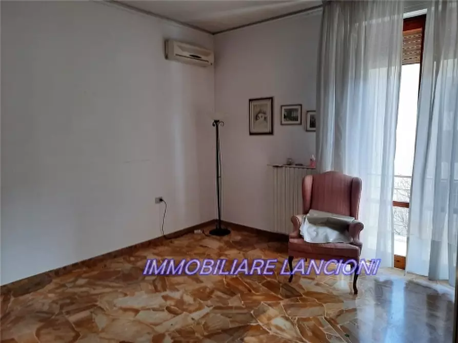 Immagine 27 di Appartamento in vendita  a Scandicci