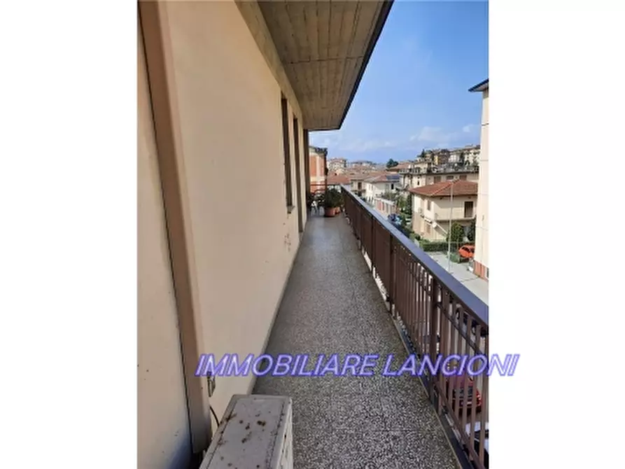 Immagine 35 di Appartamento in vendita  a Scandicci